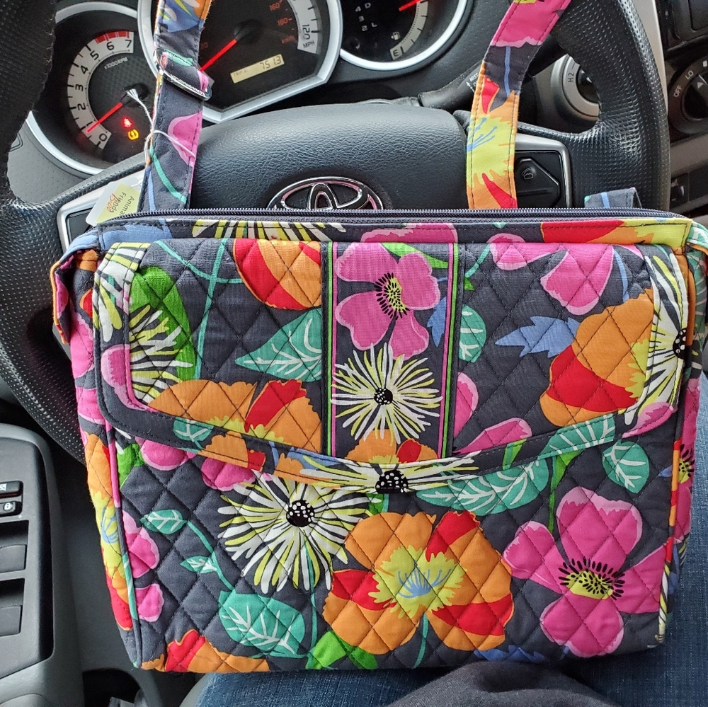 NWT Vera Bradley purse